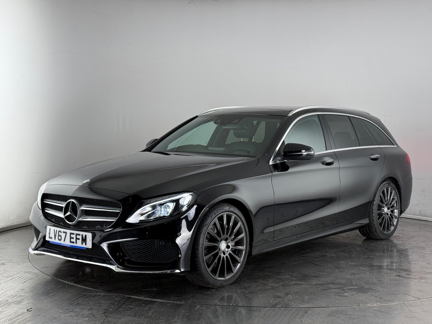 Used Mercedes-Benz C Class 2017 for sale - 77242945: Photo 3