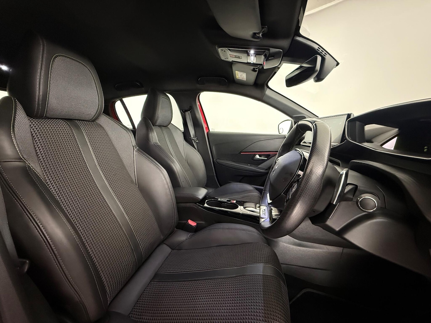 Used Peugeot 208 2023 for sale - 77182741: Photo 11