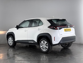 Used Toyota Yaris Cross 2023 for sale - 76607565: Photo