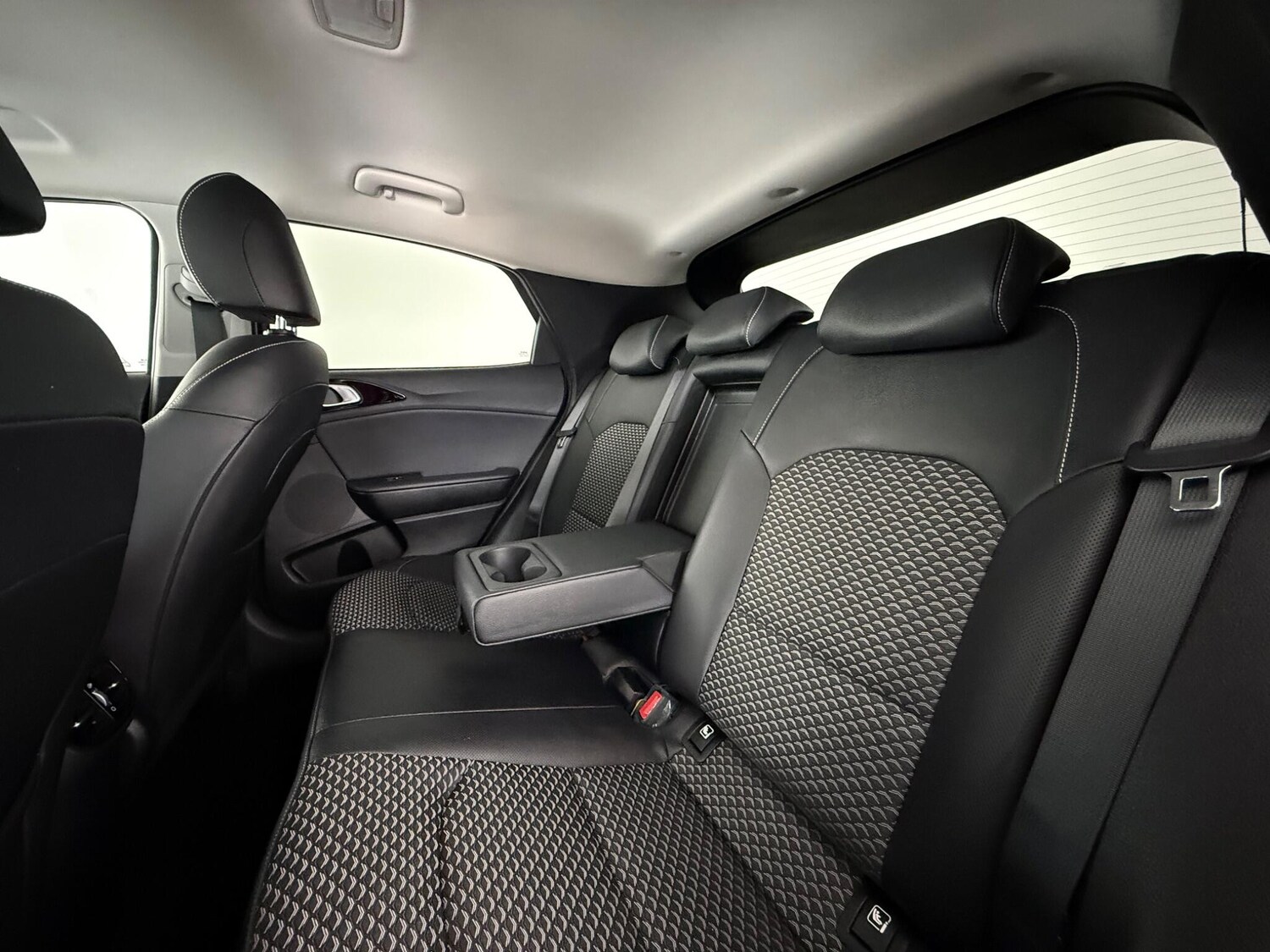 Used Kia XCeed 2022 for sale - 77497606: Photo 35