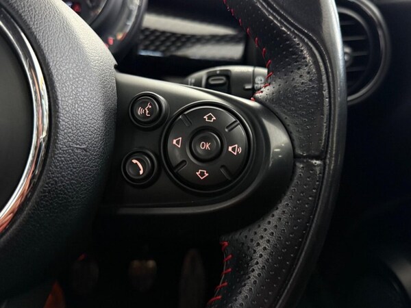 Used MINI Hatch 2017 for sale - 75047345: Photo 24