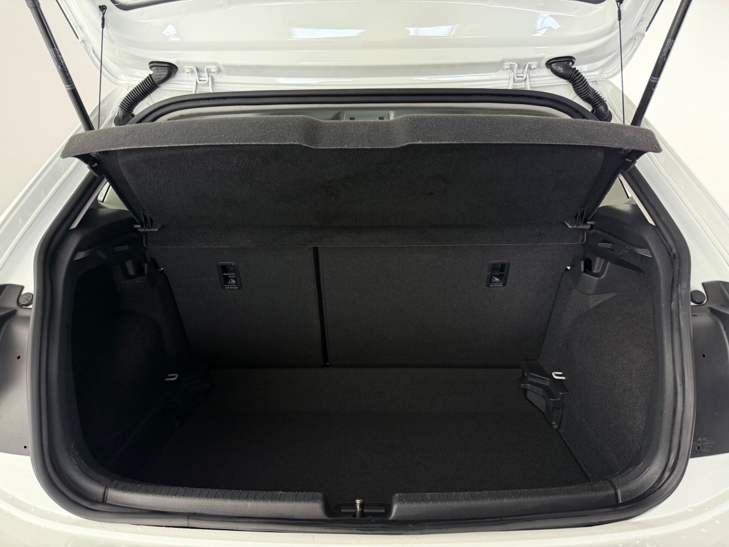 Used Volkswagen Polo 2023 for sale - 77760549: Photo 9