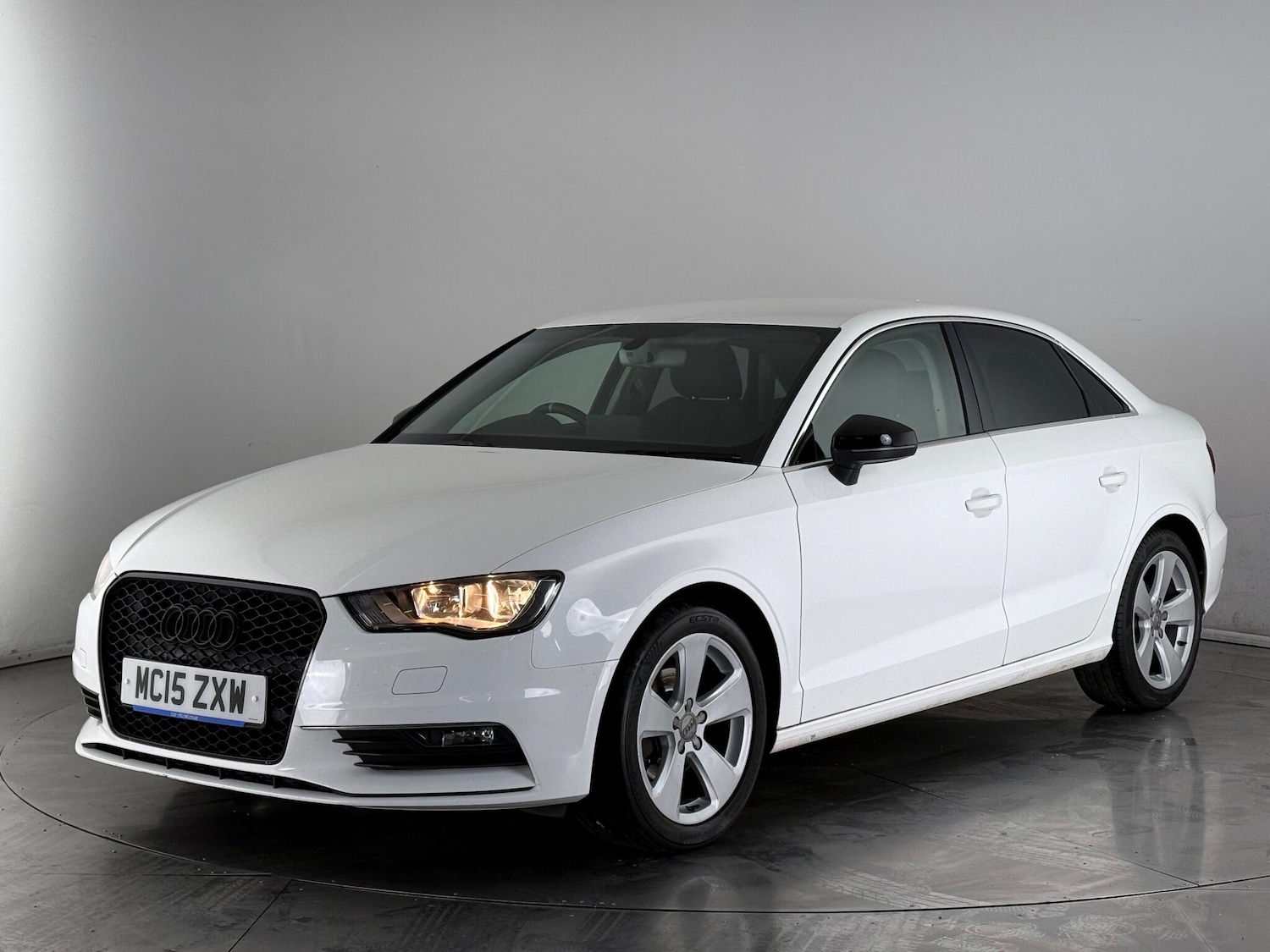 Used Audi A3 2015 for sale - 76800858: Photo 4