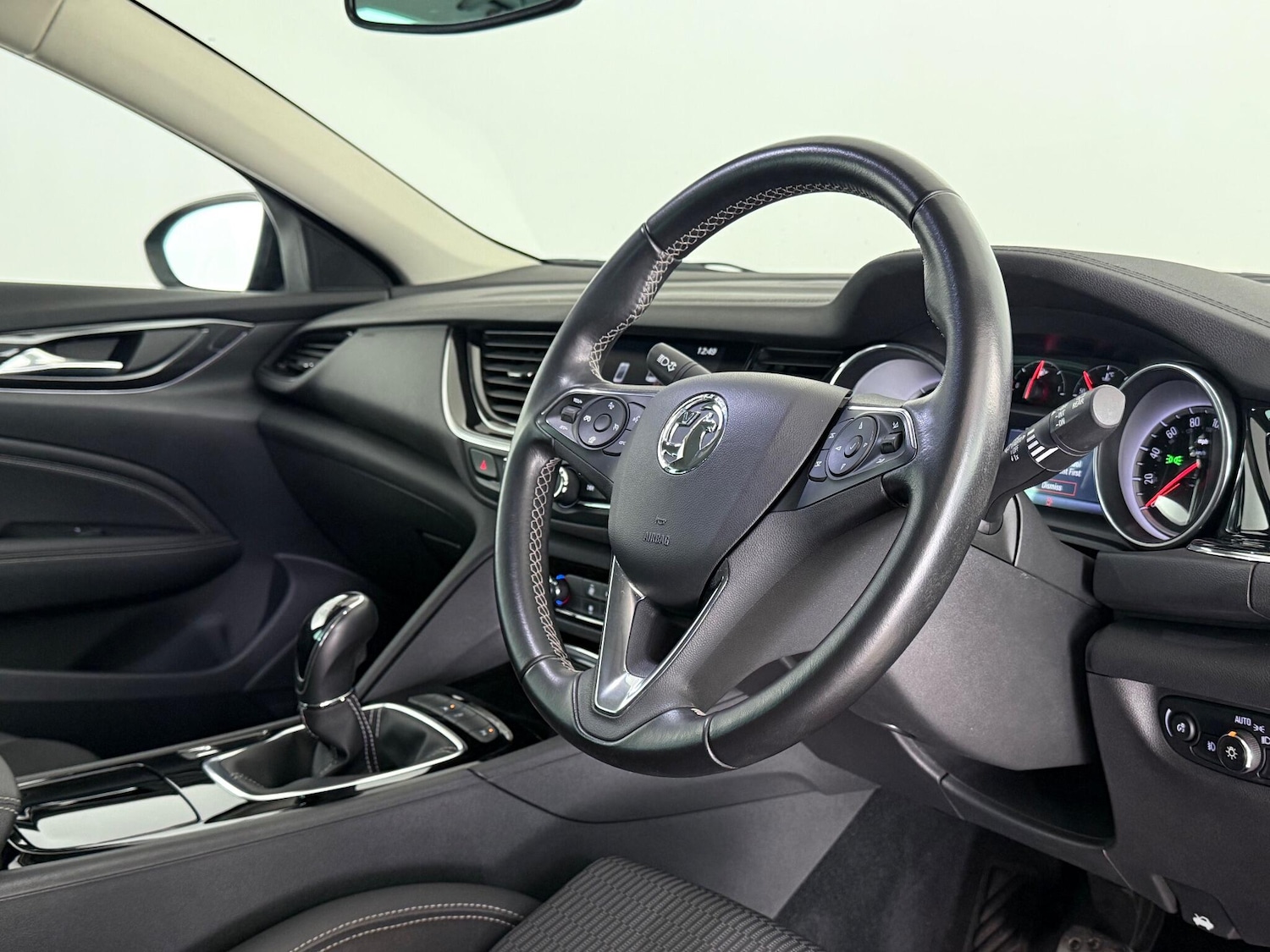 Used Vauxhall Insignia 2017 for sale - 76866063: Photo 14