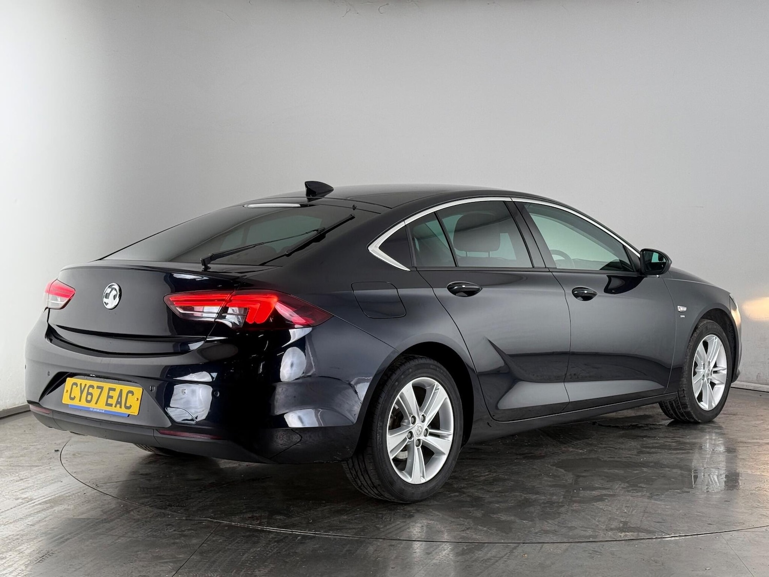 Used Vauxhall Insignia 2017 for sale - 76866063: Photo 4