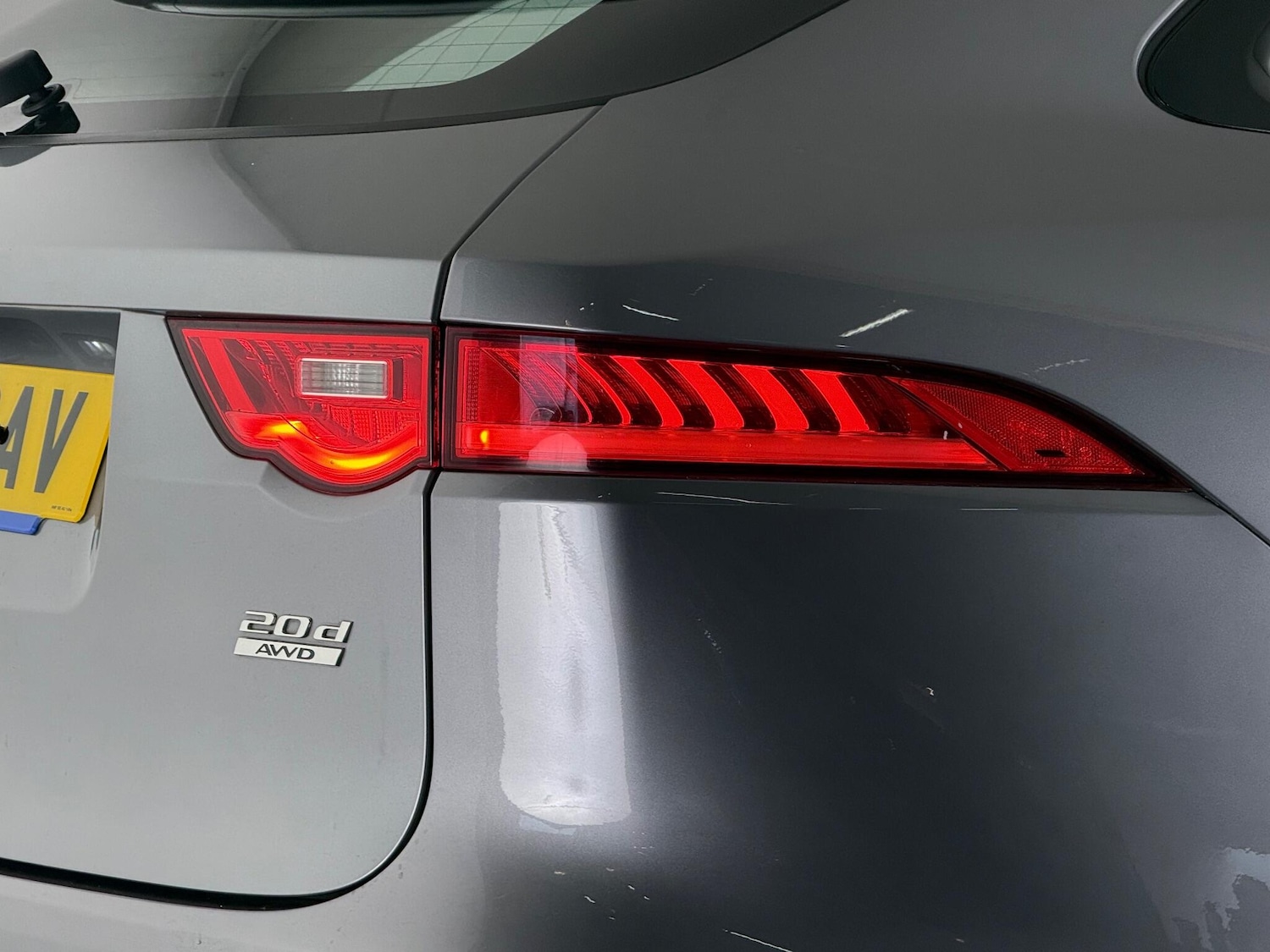 Used Jaguar F-Pace 2019 for sale - 76467207: Photo 10