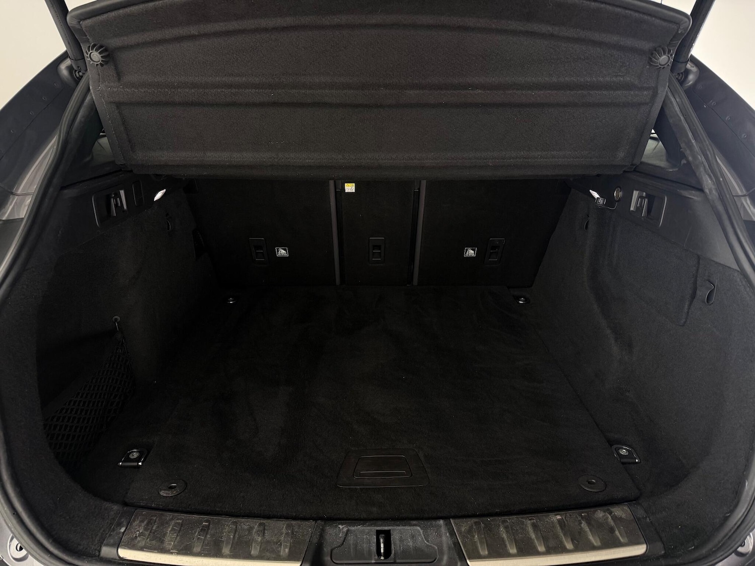 Used Jaguar F-Pace 2019 for sale - 76467207: Photo 14