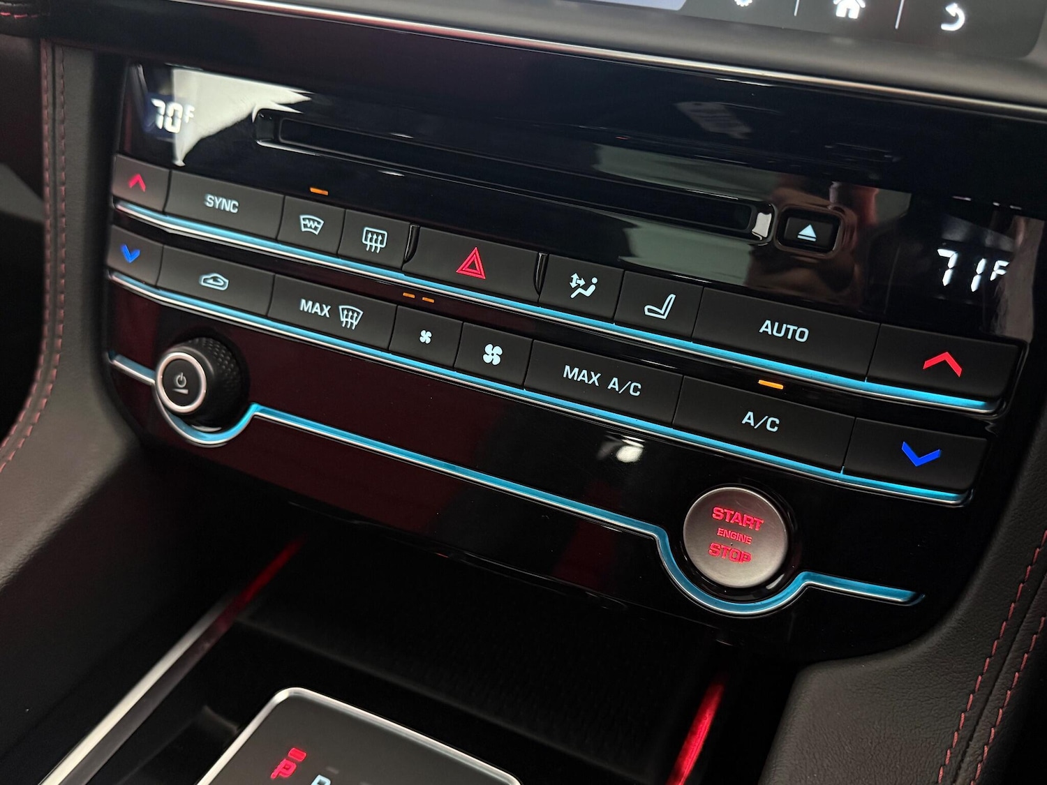 Used Jaguar F-Pace 2019 for sale - 76467207: Photo 46