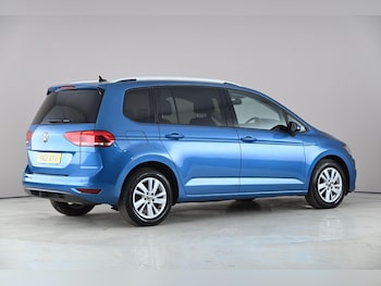 Used Volkswagen Touran 2021 for sale - 78073348: Photo