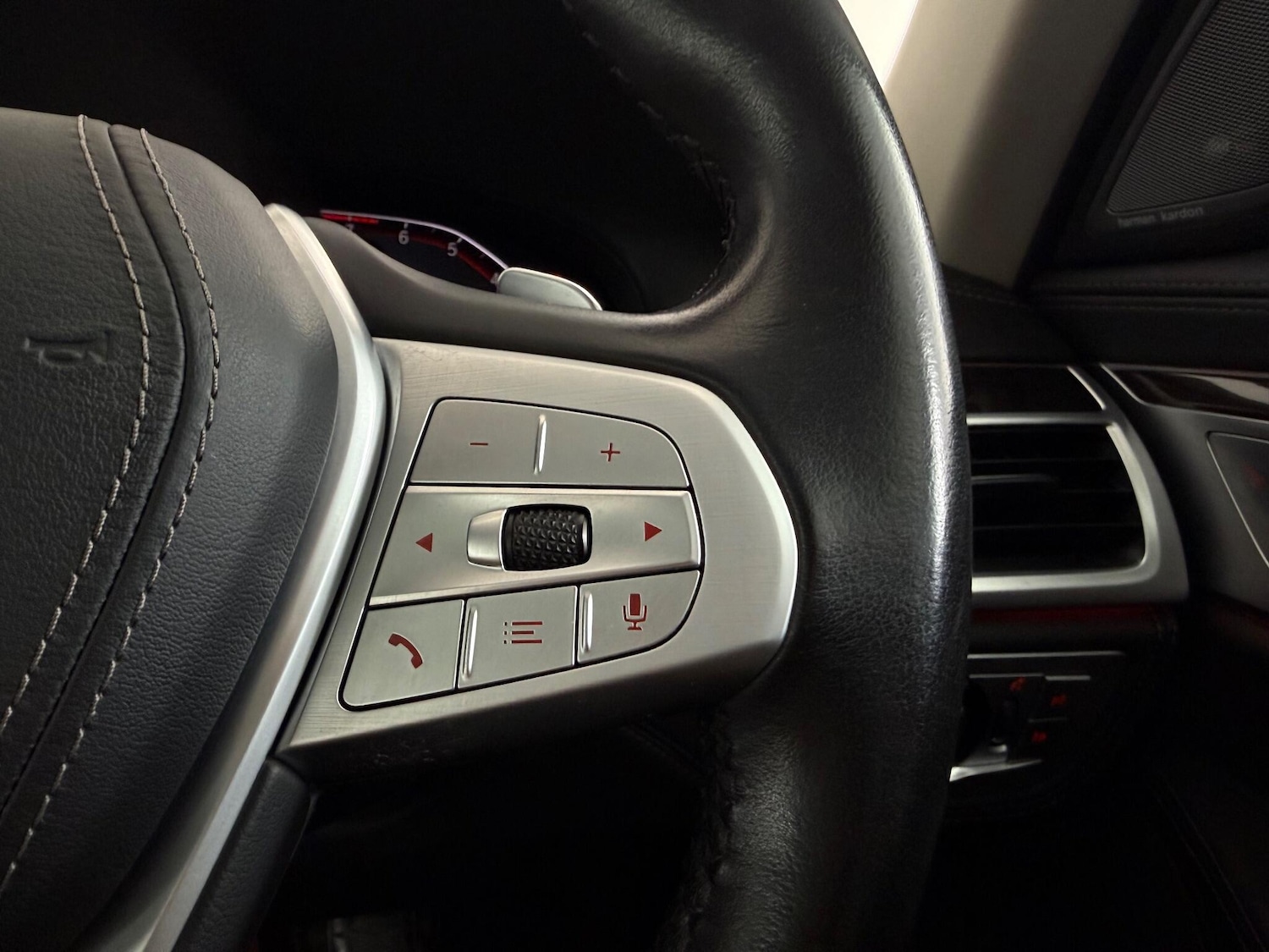 Used BMW 7 Series 2019 for sale - 77243606: Photo 23