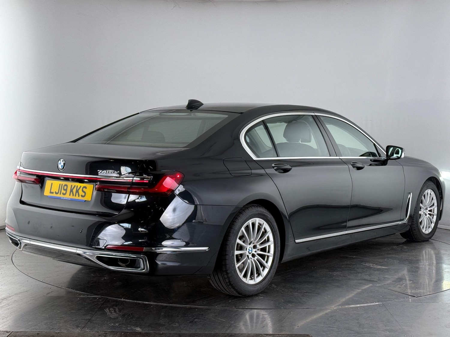 Used BMW 7 Series 2019 for sale - 77243606: Photo 4