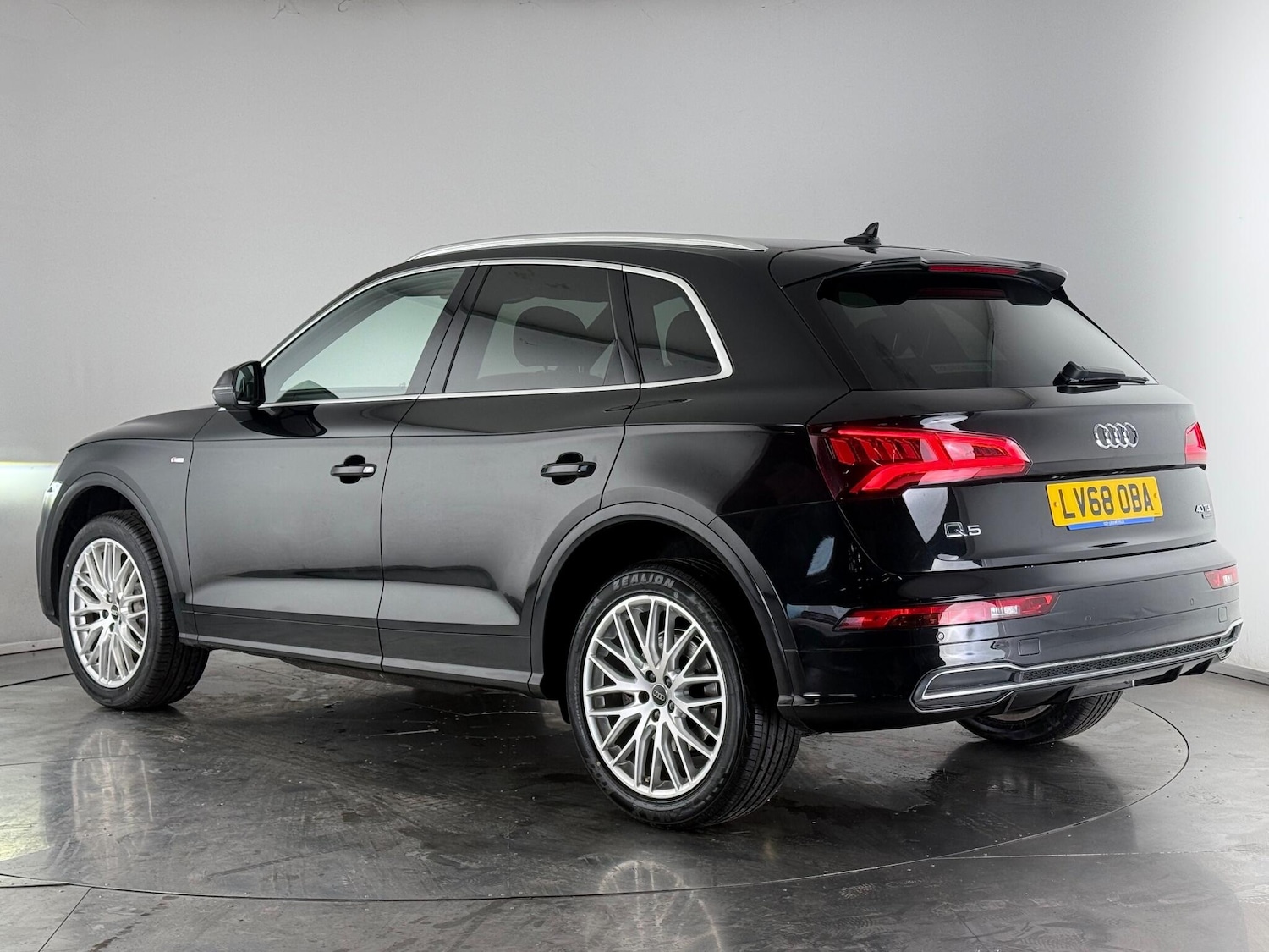 Used Audi Q5 2018 for sale - 77260501: Photo 4