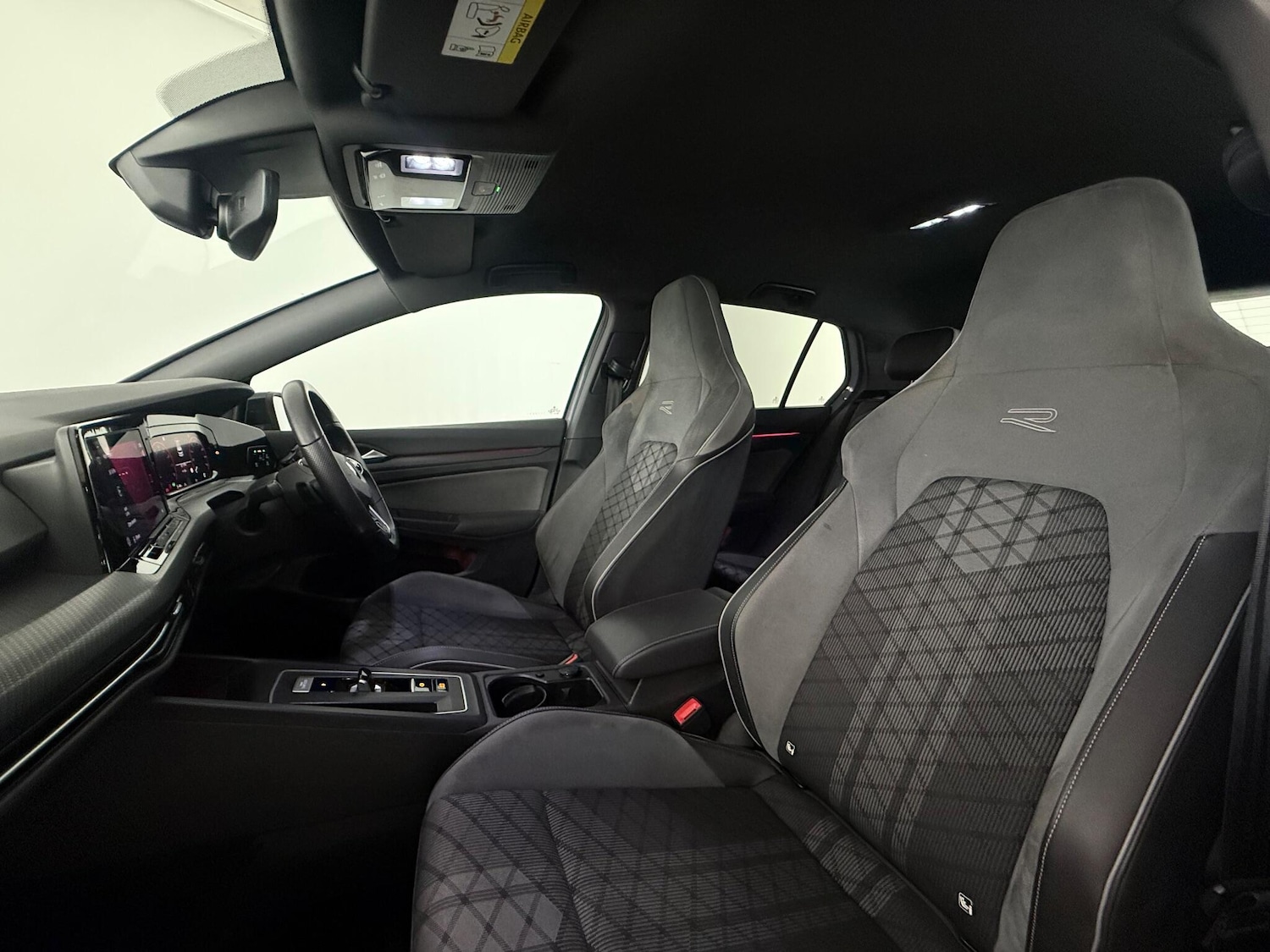 Used Volkswagen Golf 2020 for sale - 77081843: Photo 14