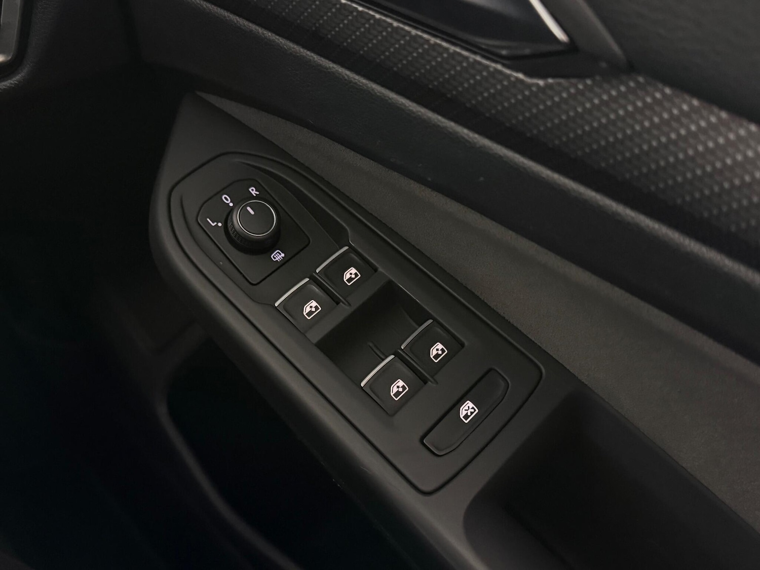 Used Volkswagen Golf 2020 for sale - 77081843: Photo 38