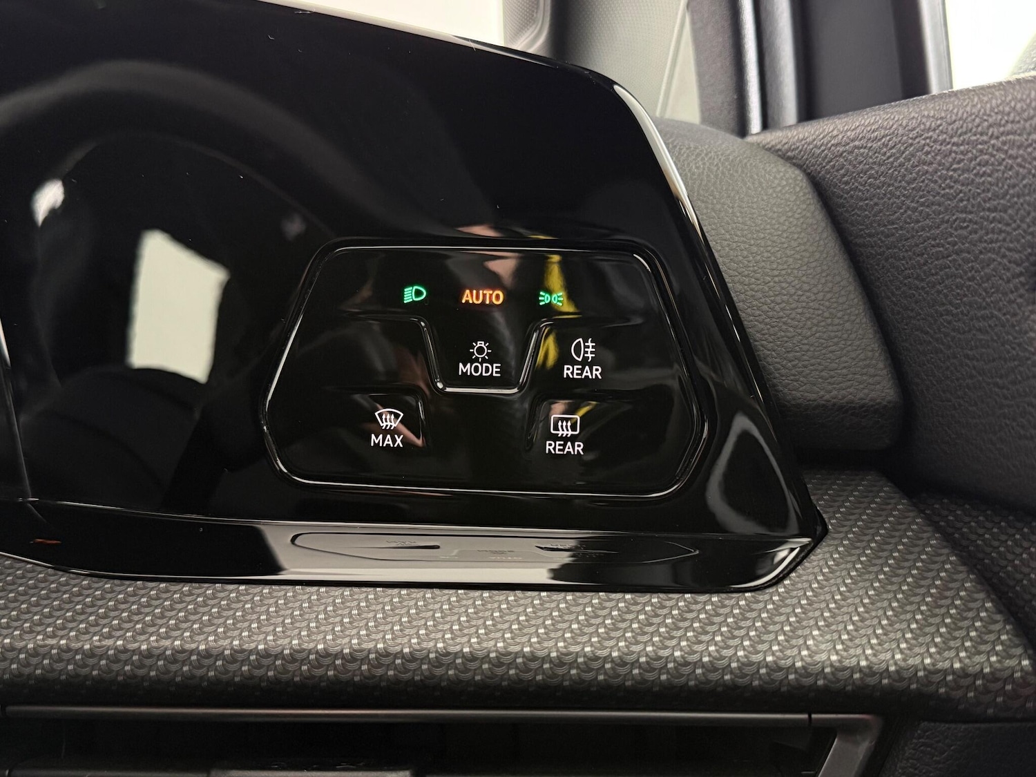 Used Volkswagen Golf 2020 for sale - 77081843: Photo 41