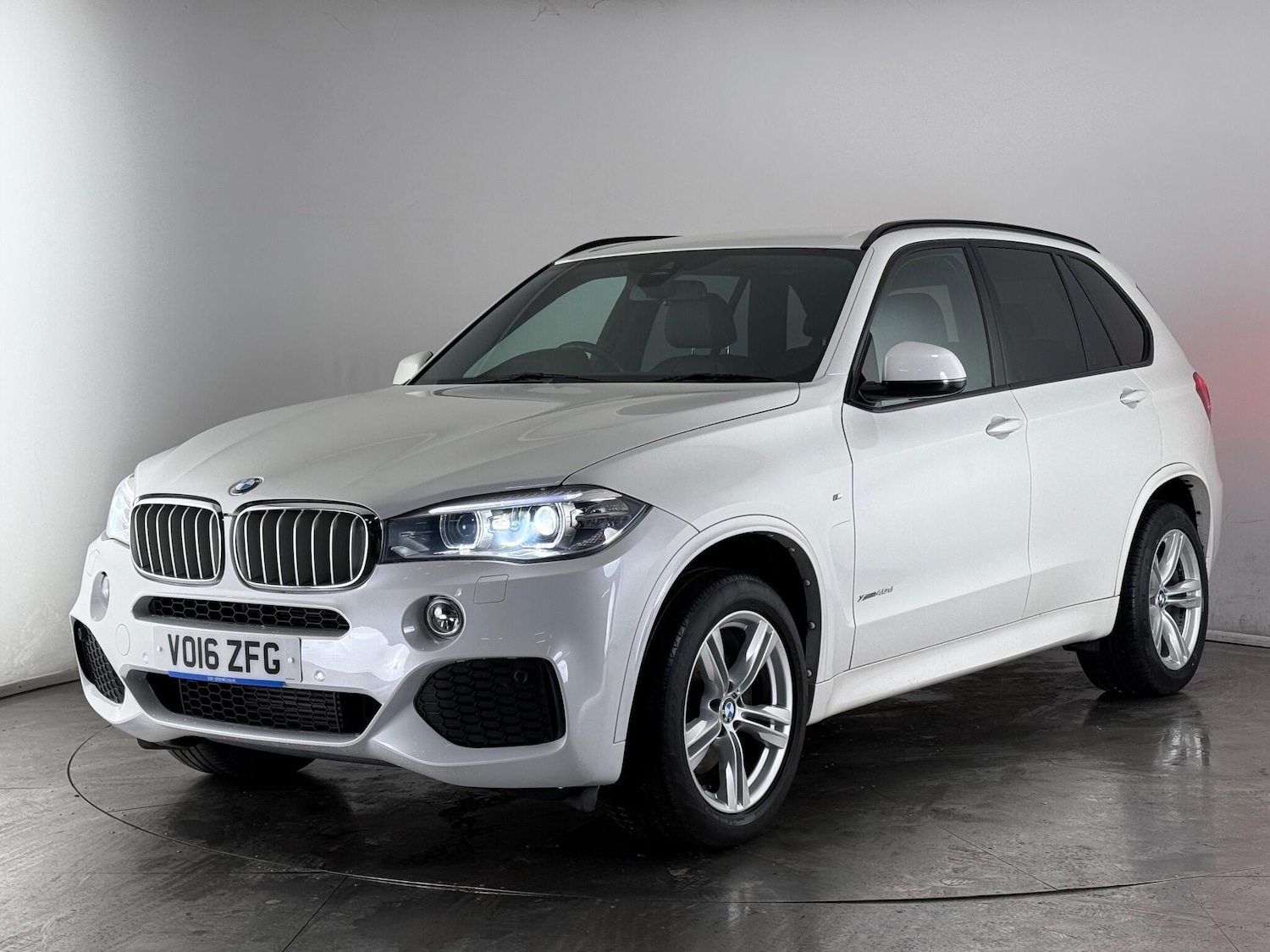 Used BMW X5 2016 for sale - 77260593: Photo 2