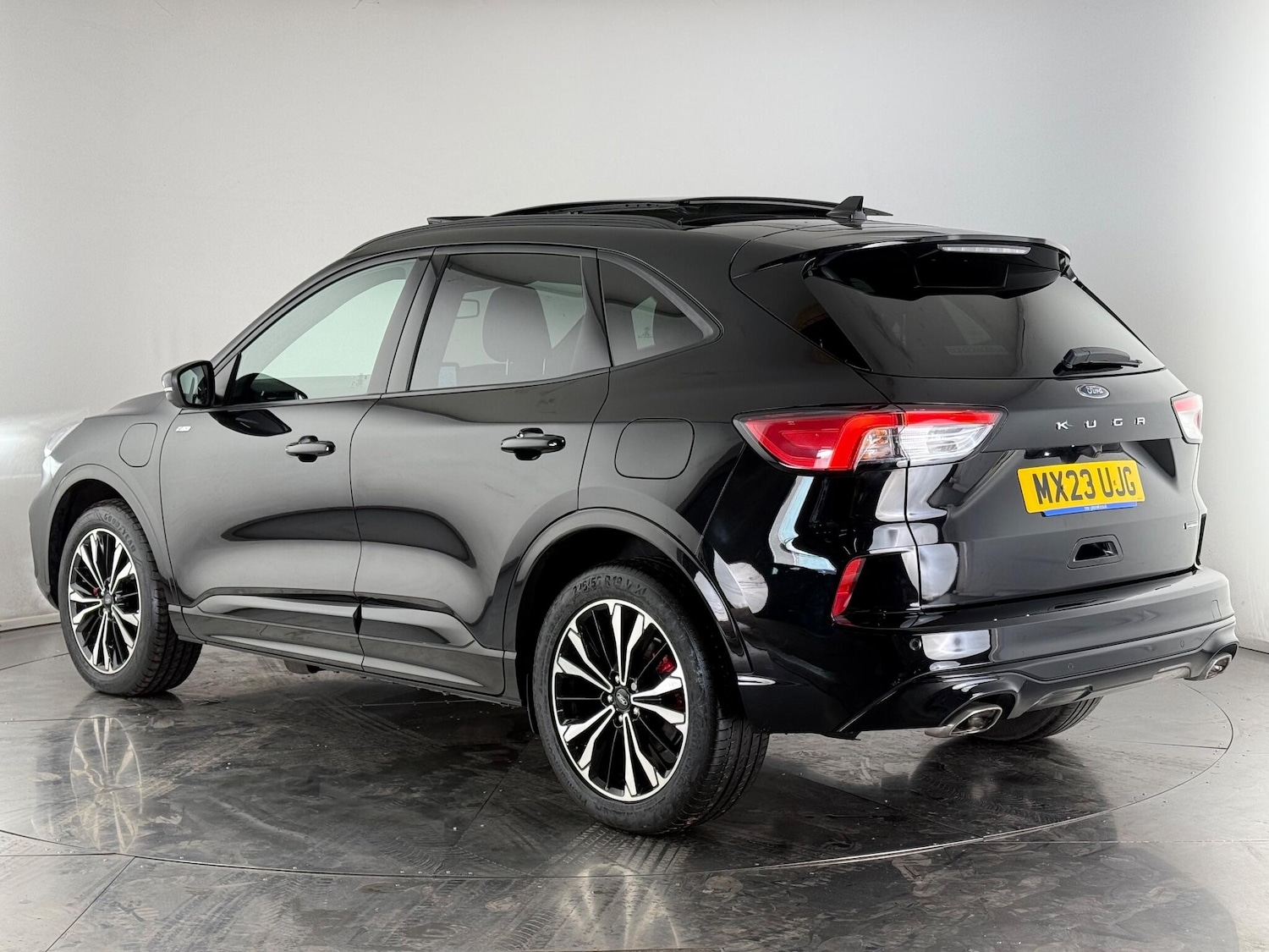 Used Ford Kuga 2023 for sale - 77243562: Photo 4