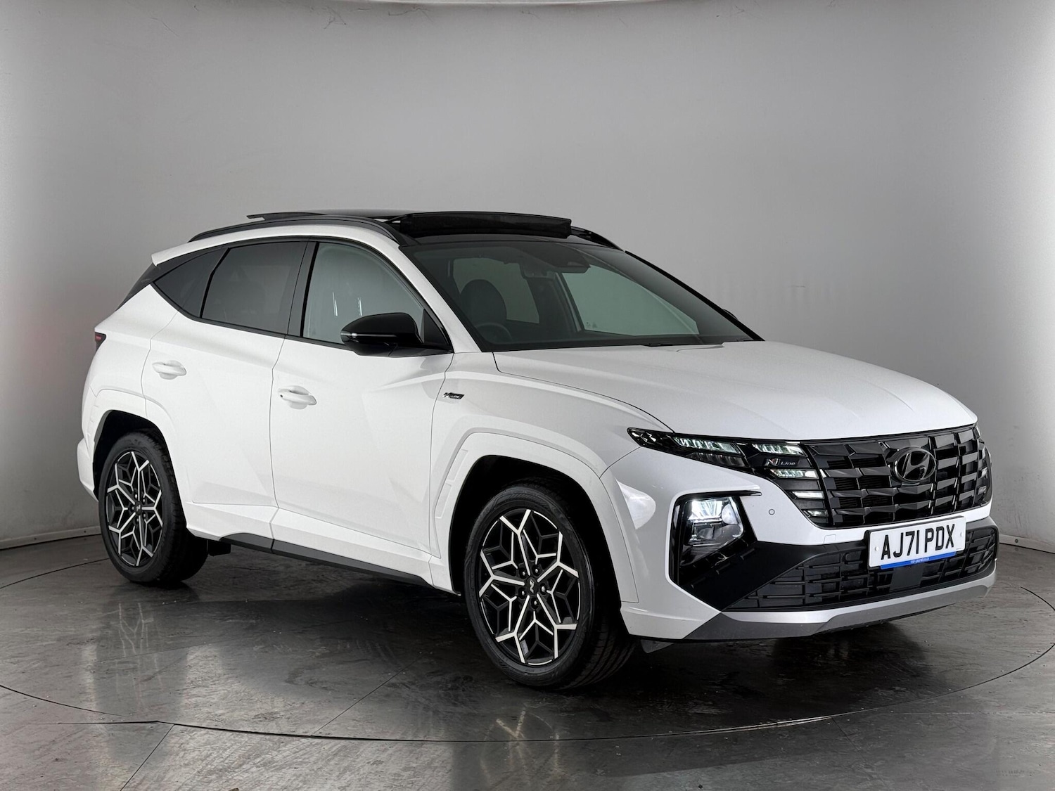 Used Hyundai TUCSON 2022 for sale - 76467247: Photo 1