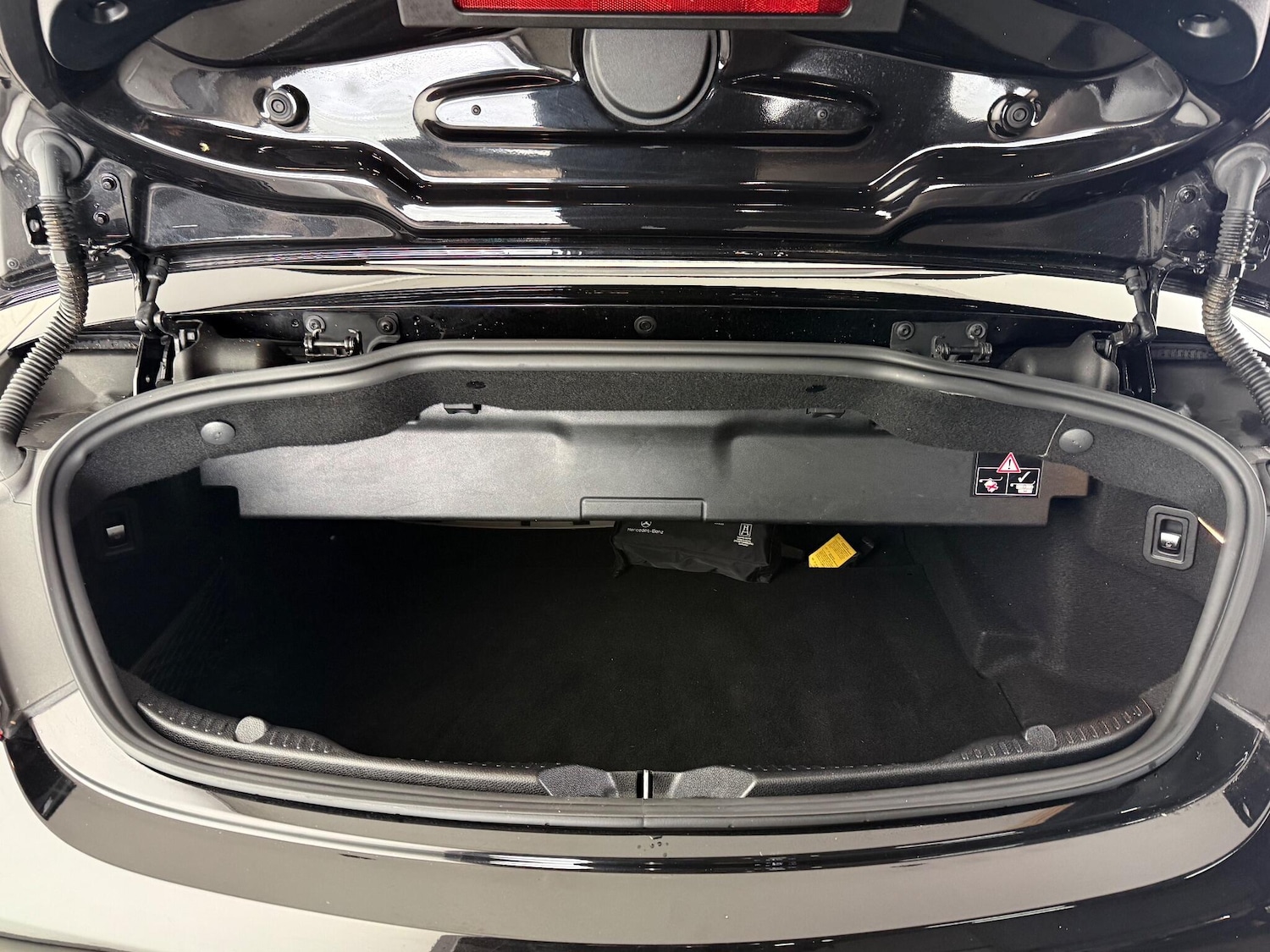 Used Mercedes-Benz C Class 2018 for sale - 76467208: Photo 13