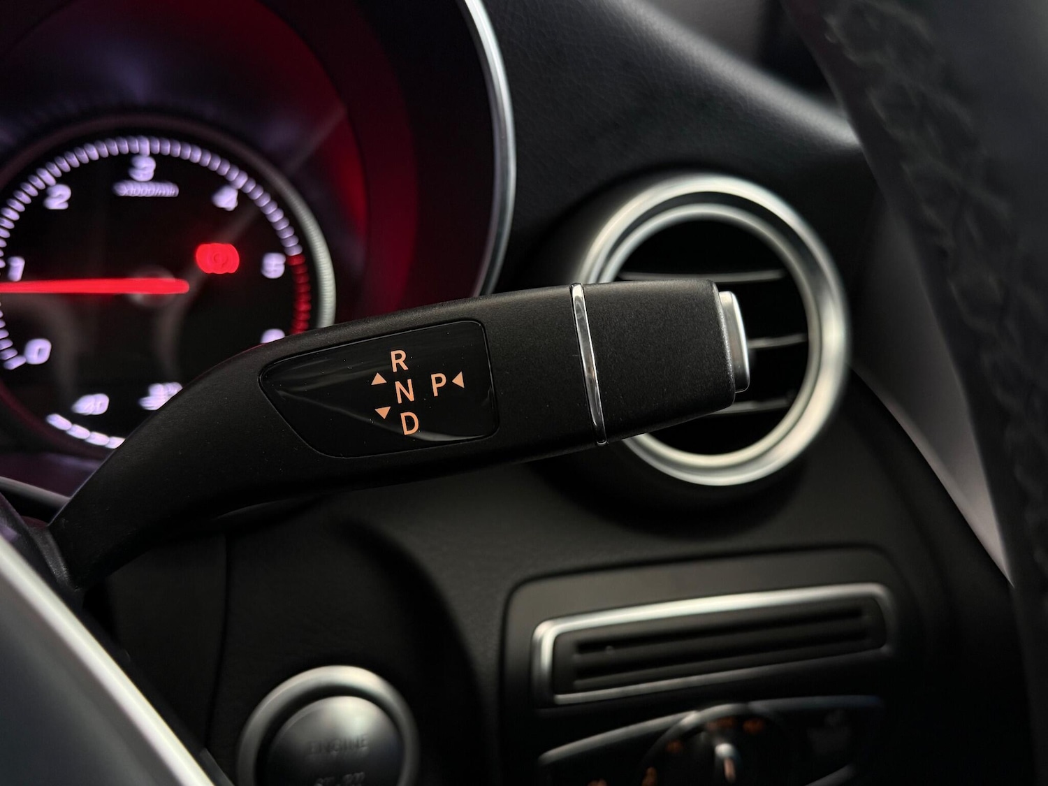 Used Mercedes-Benz C Class 2018 for sale - 76467208: Photo 30