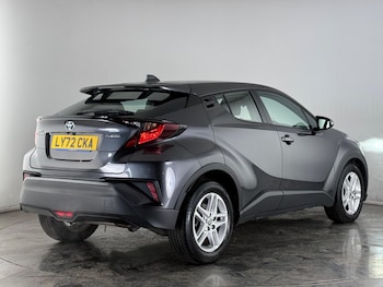 Used Toyota C-HR 2023 for sale - 77970780: Photo