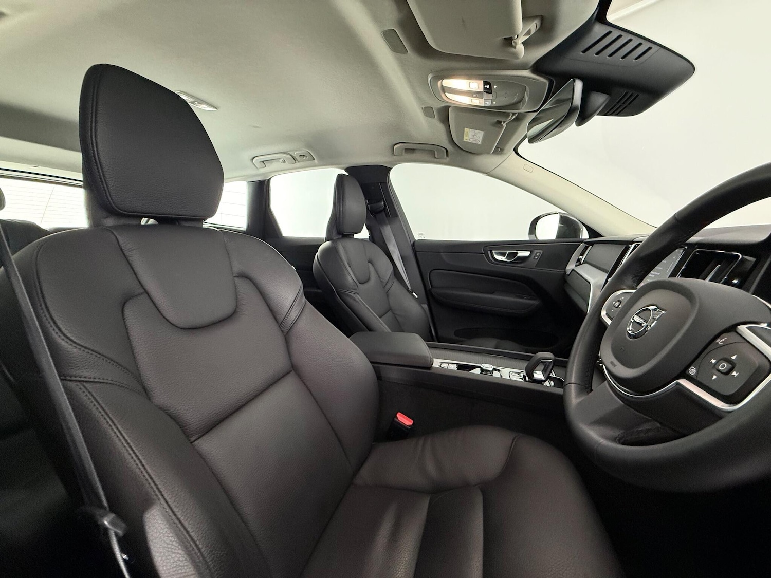 Used Volvo XC60 2022 for sale - 77222161: Photo 12