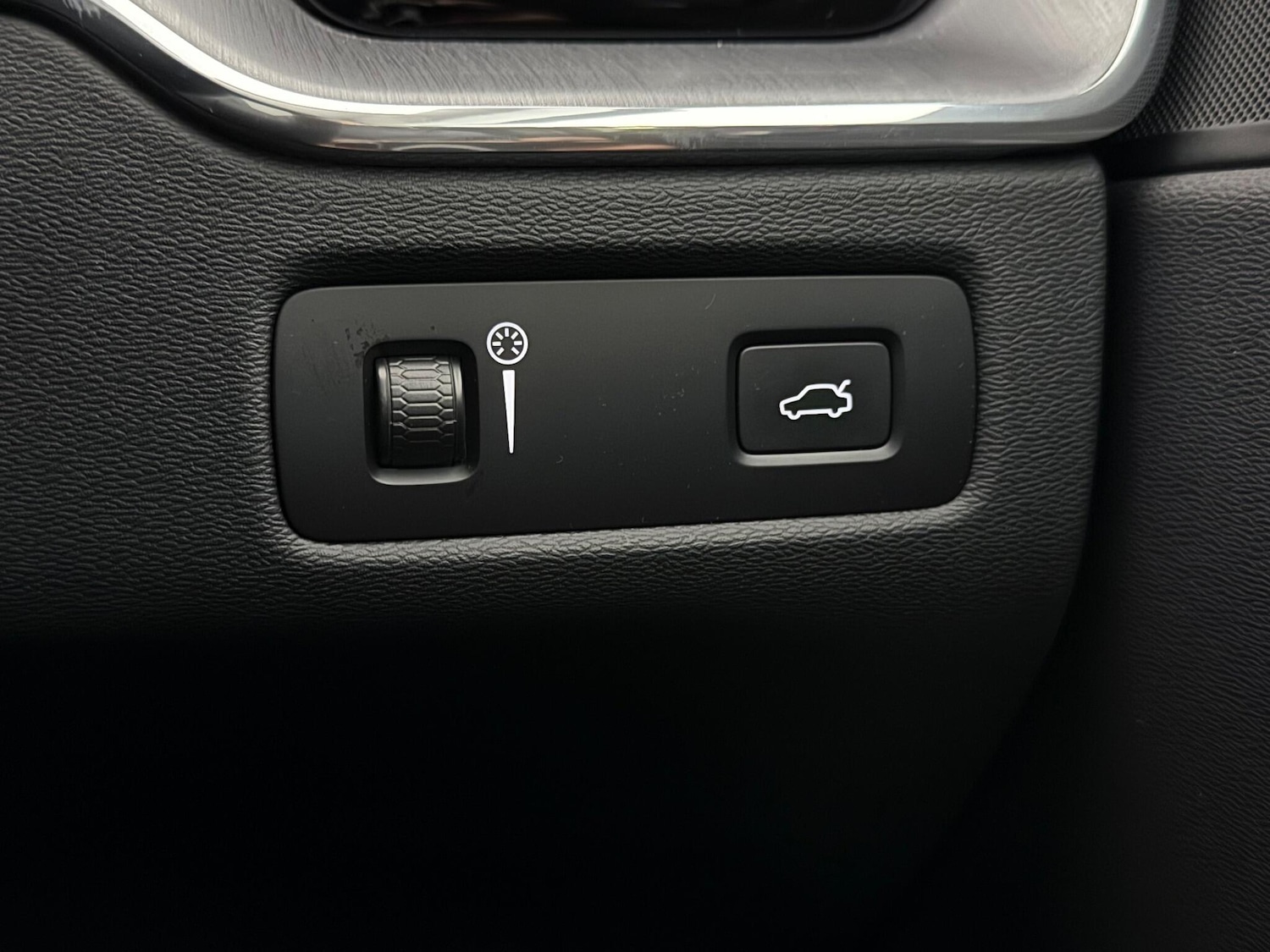 Used Volvo XC60 2022 for sale - 77222161: Photo 24