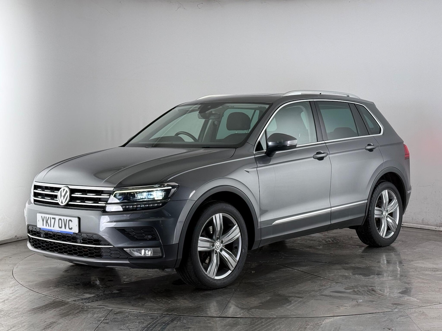Used Volkswagen Tiguan 2017 for sale - 77182295: Photo 3