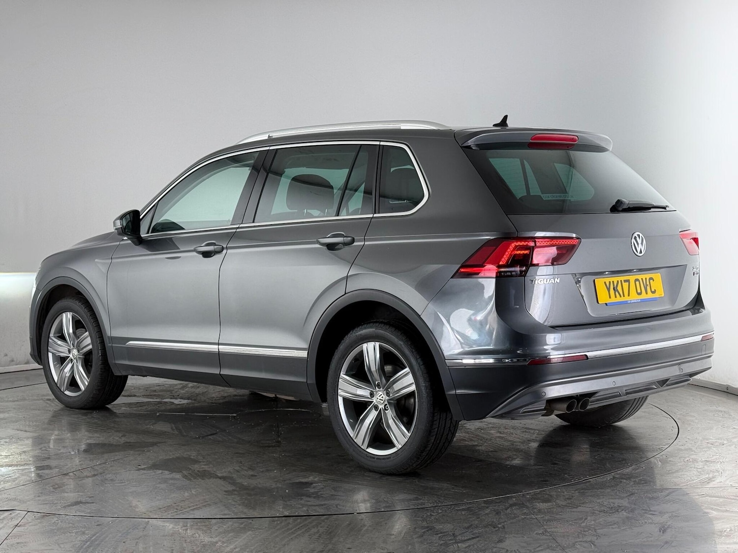 Used Volkswagen Tiguan 2017 for sale - 77182295: Photo 4