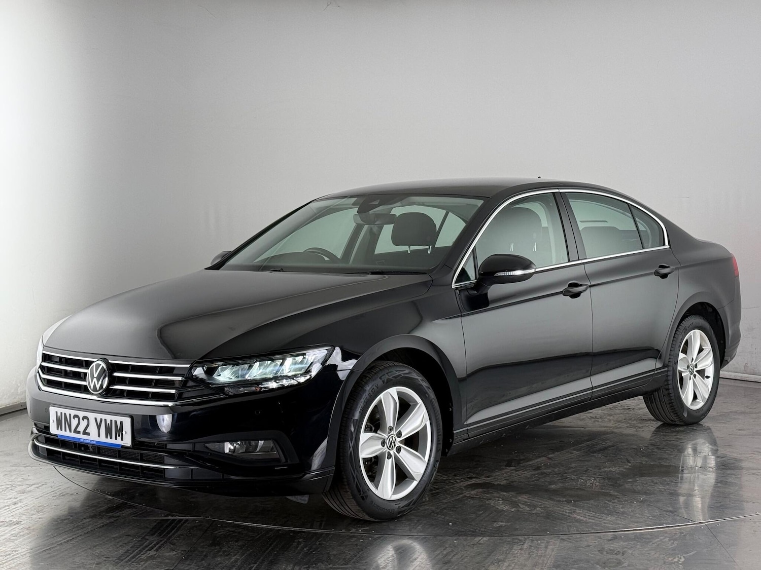 Used Volkswagen Passat 2022 for sale - 77243996: Photo 2
