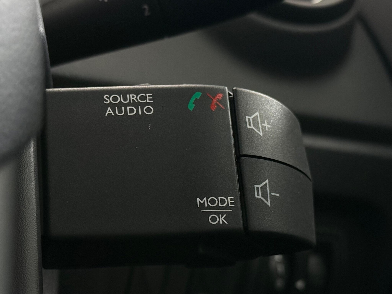 Used Renault Captur 2018 for sale - 77672101: Photo 21