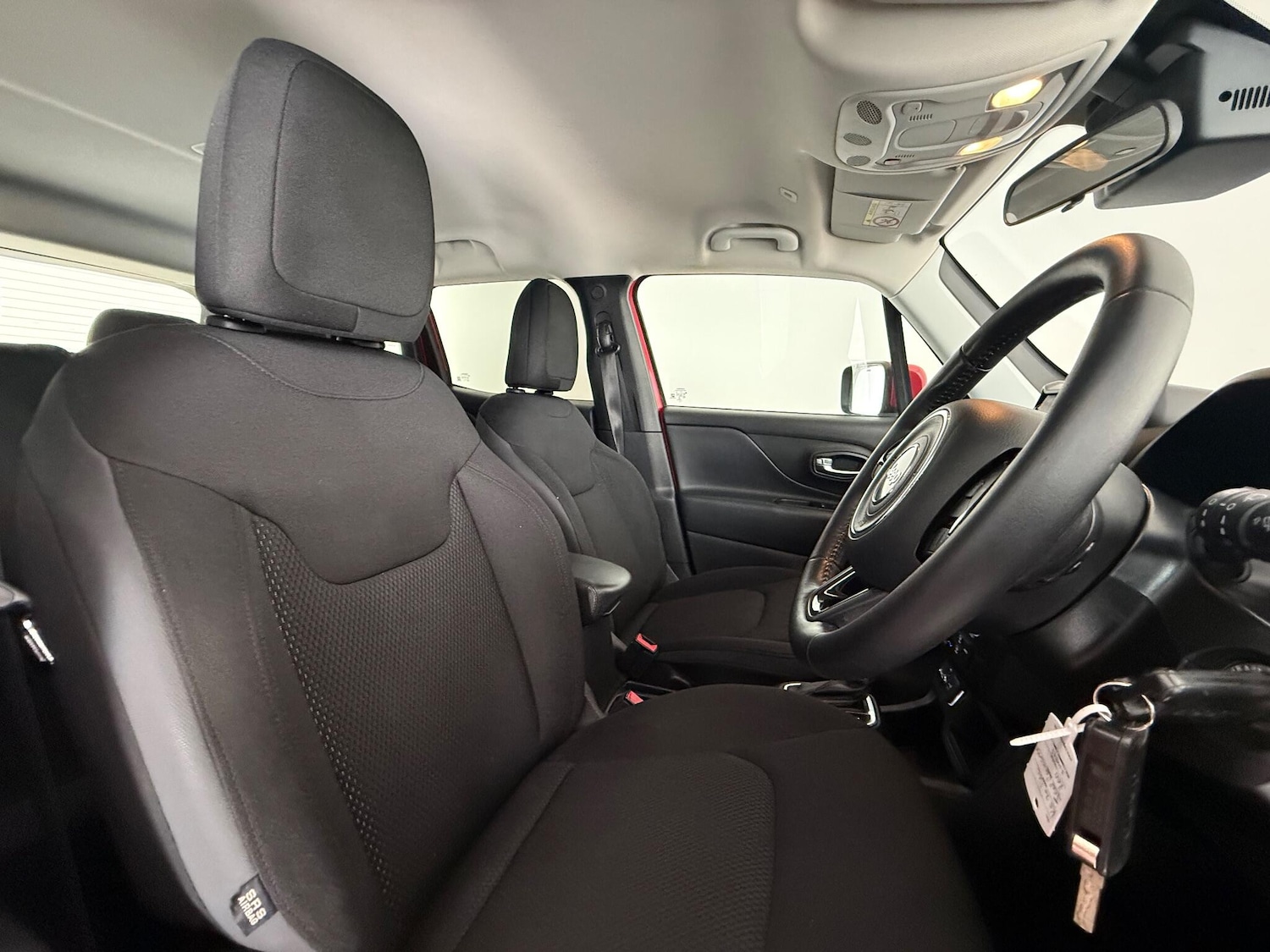 Used Jeep Renegade 2020 for sale - 77243393: Photo 12