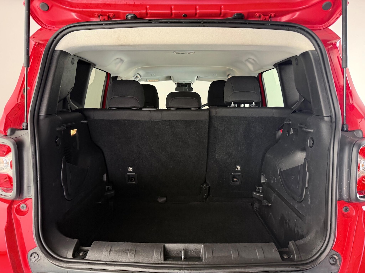 Used Jeep Renegade 2020 for sale - 77243393: Photo 8