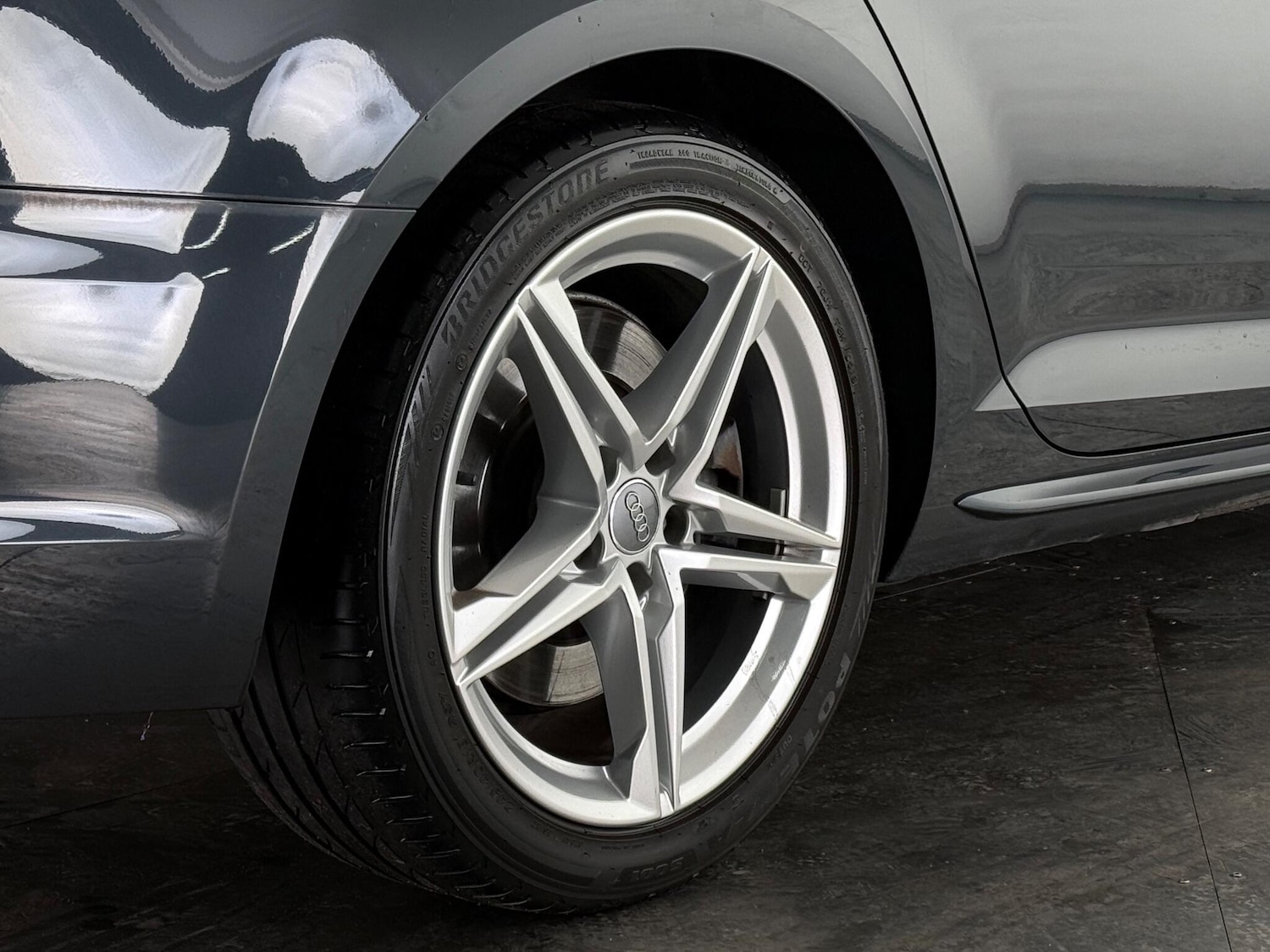 Used Audi A4 2018 for sale - 77221980: Photo 9