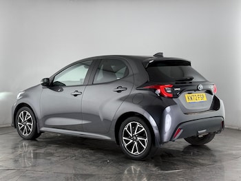 Used Toyota Yaris 2023 for sale - 77883663: Photo