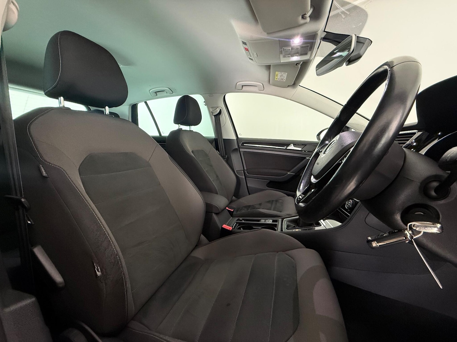 Used Volkswagen Golf 2020 for sale - 77260364: Photo 12