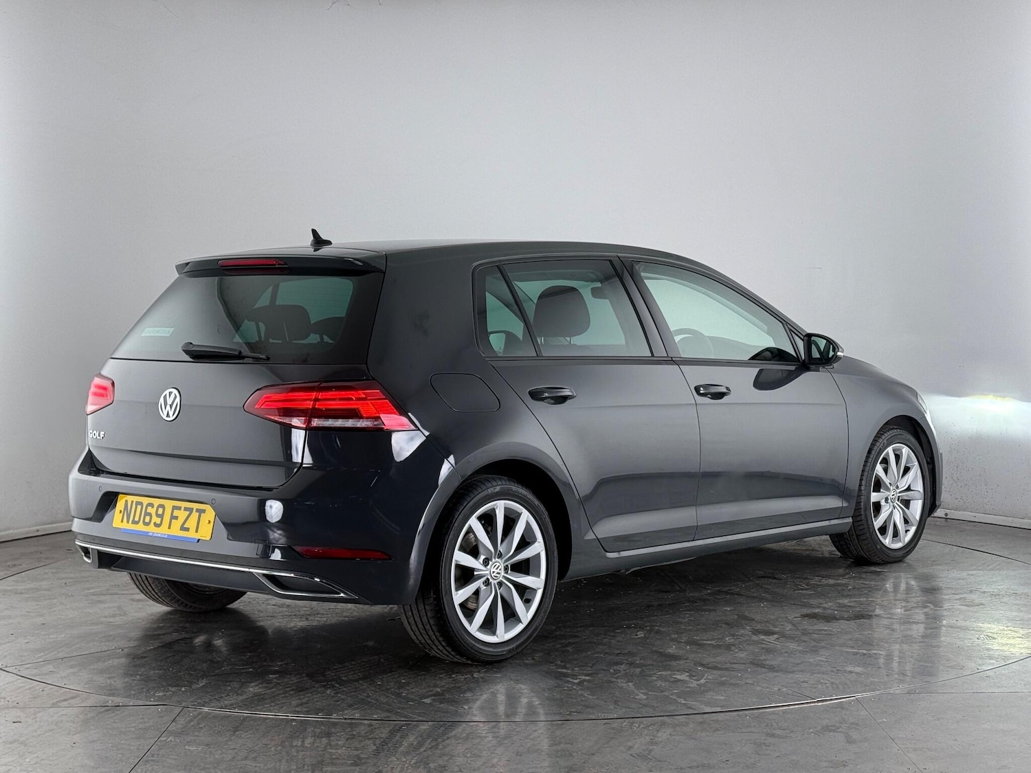 Used Volkswagen Golf 2020 for sale - 77260364: Photo 3