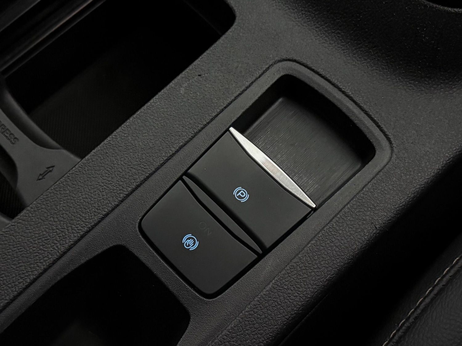 Used Ford Kuga 2021 for sale - 77243723: Photo 37