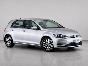 Used Volkswagen Golf 2018 for sale - 79189135: Photo