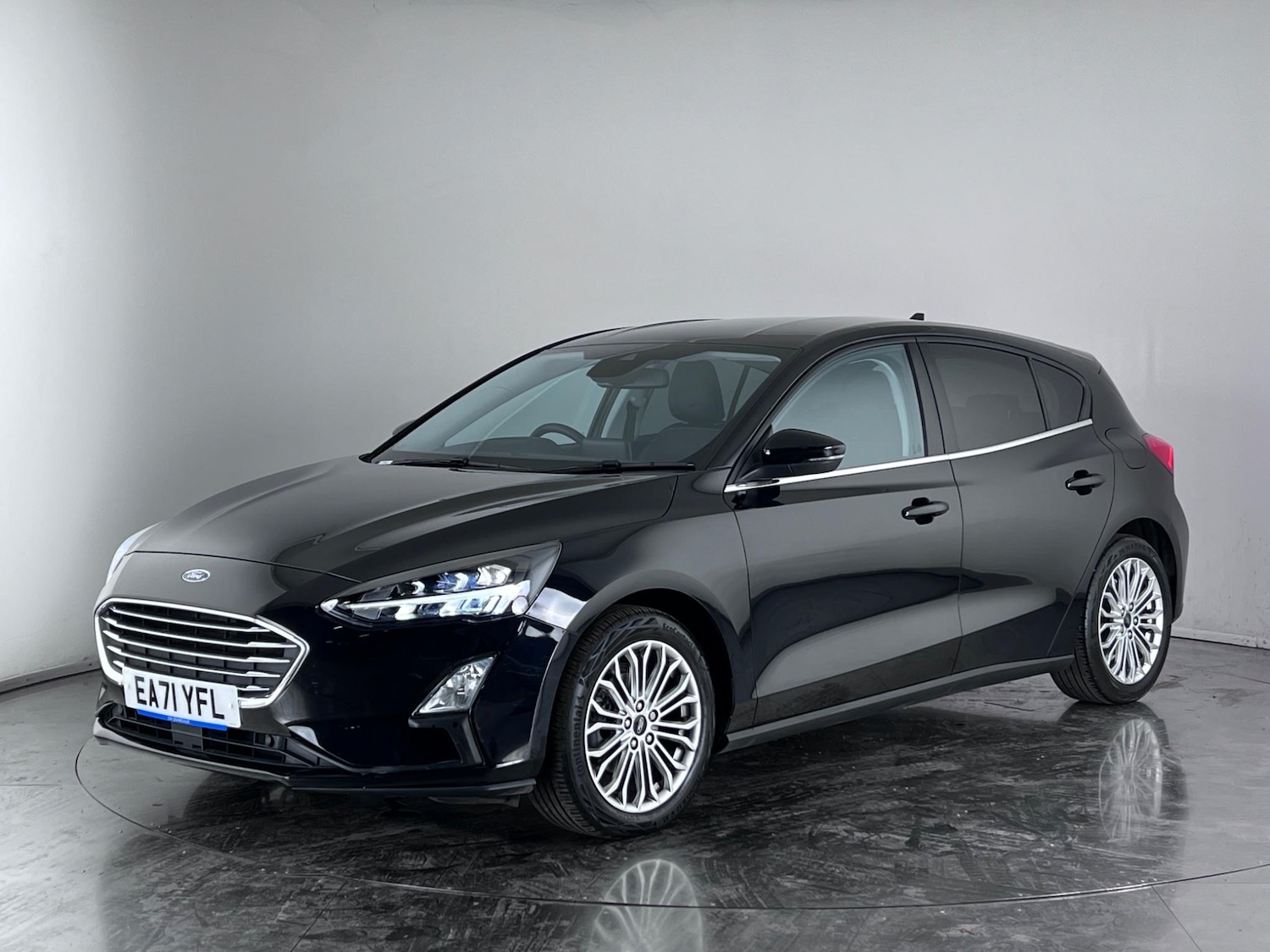 Used Ford Focus 2021 for sale - 77217042: Photo 3