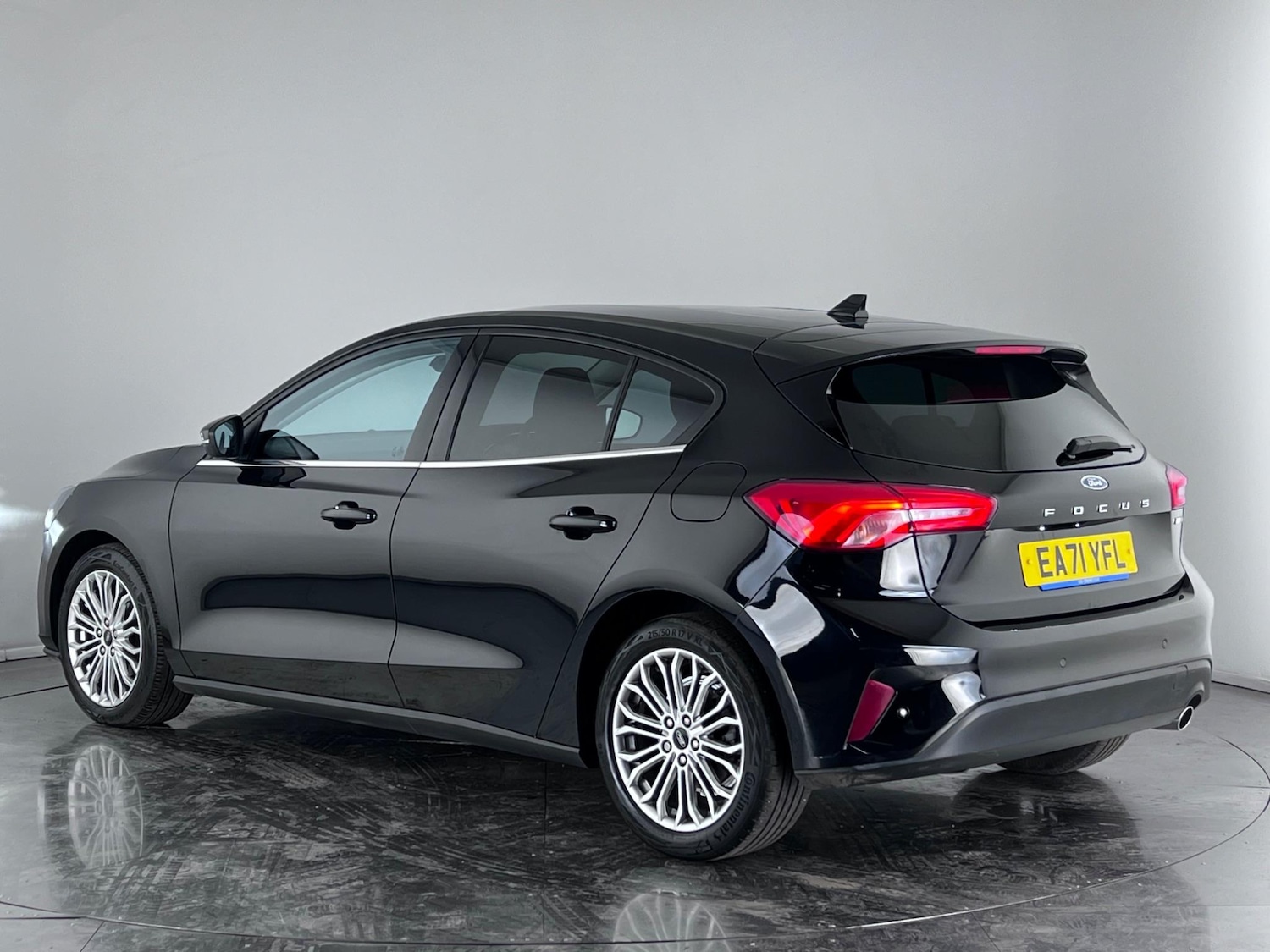 Used Ford Focus 2021 for sale - 77217042: Photo 4