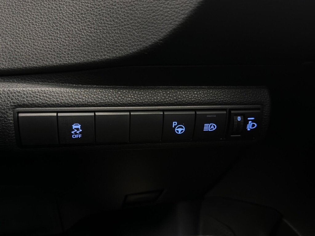 Used Toyota Corolla 2019 for sale - 76106031: Photo 37