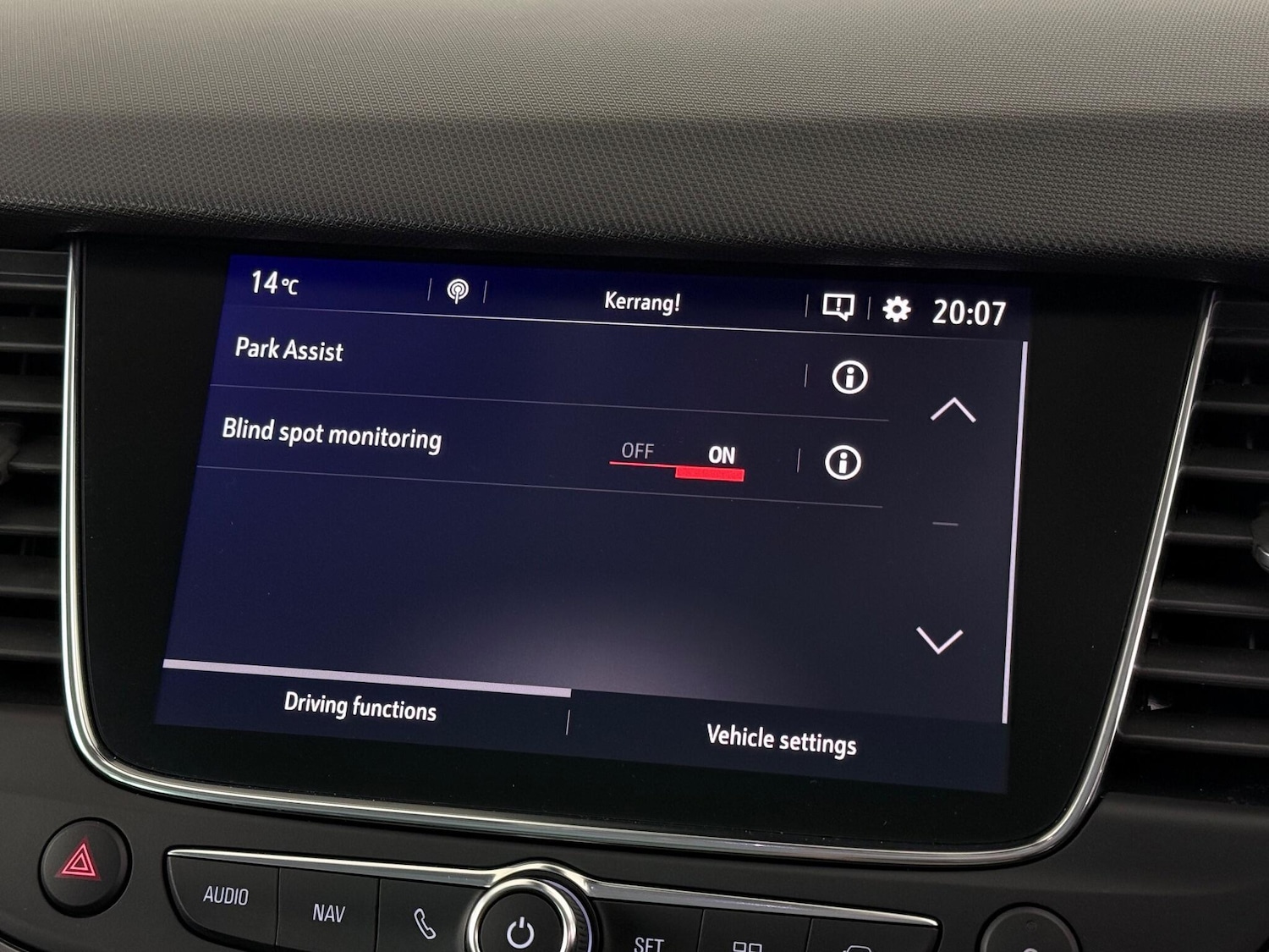 Used Vauxhall Crossland 2024 for sale - 76466971: Photo 33