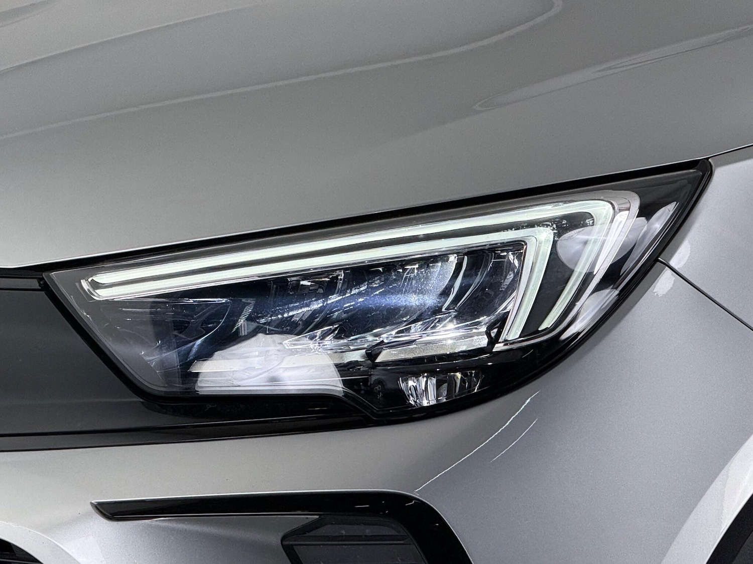 Used Vauxhall Crossland 2024 for sale - 76466971: Photo 8