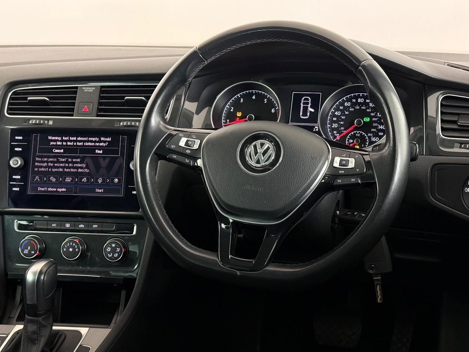 Used Volkswagen Golf 2019 for sale - 77550839: Photo 16