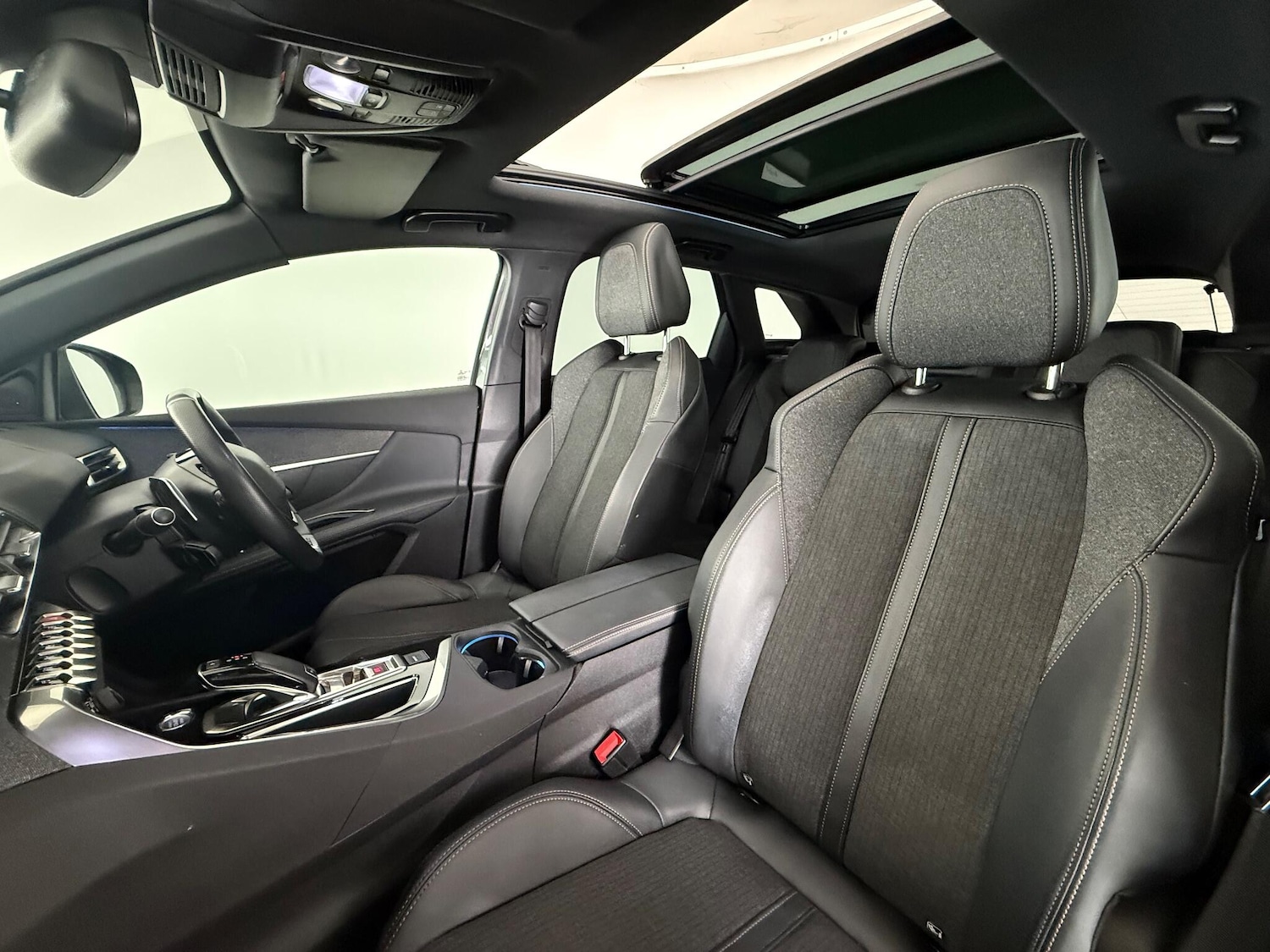 Used Peugeot 3008 2019 for sale - 77217297: Photo 15