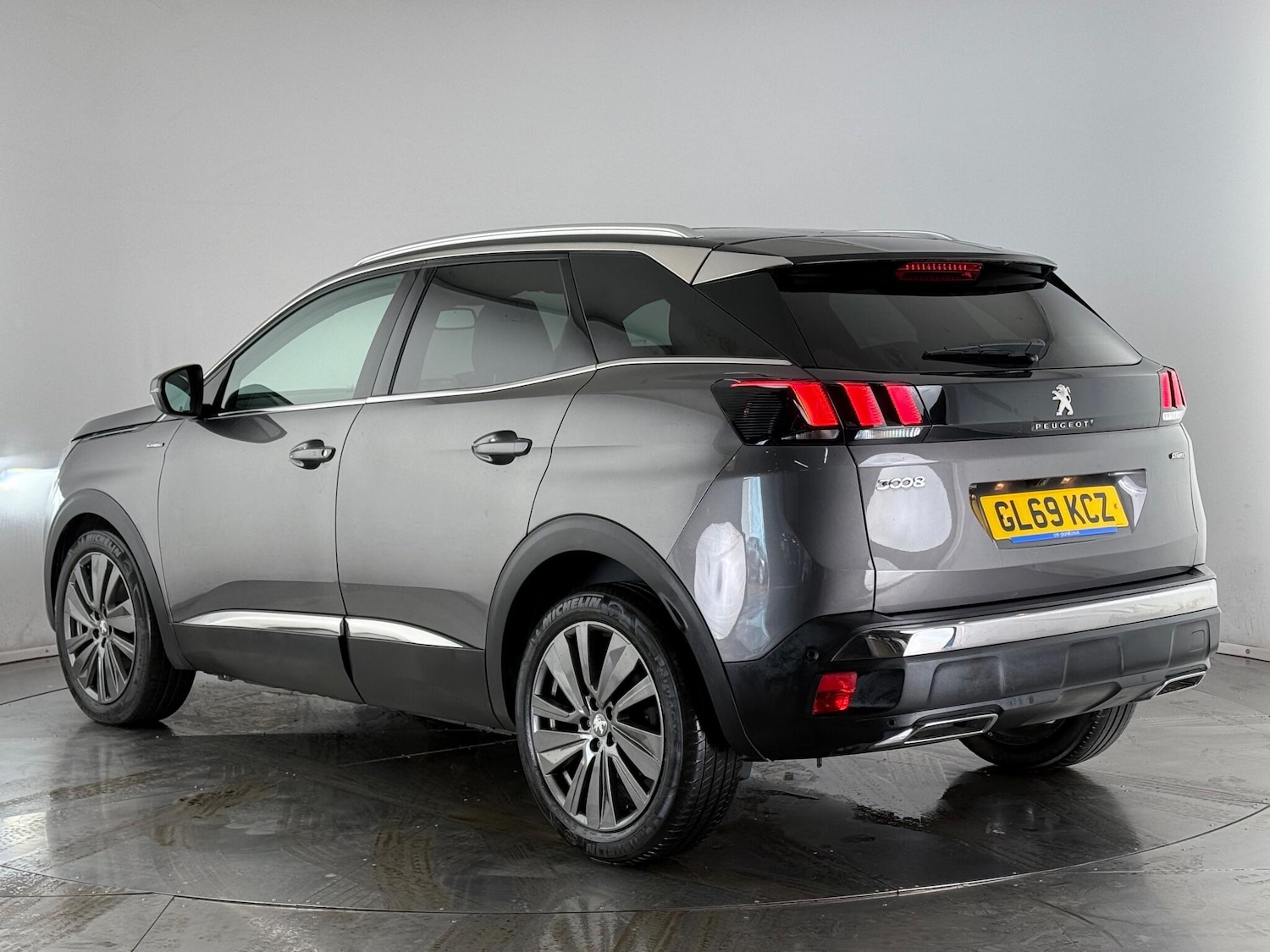 Used Peugeot 3008 2019 for sale - 77217297: Photo 3