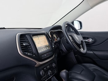 Used Jeep Cherokee 2017 for sale - 78772951: Photo