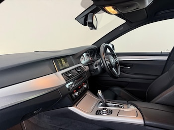 Used BMW 5 Series 2015 for sale - 79076361: Photo