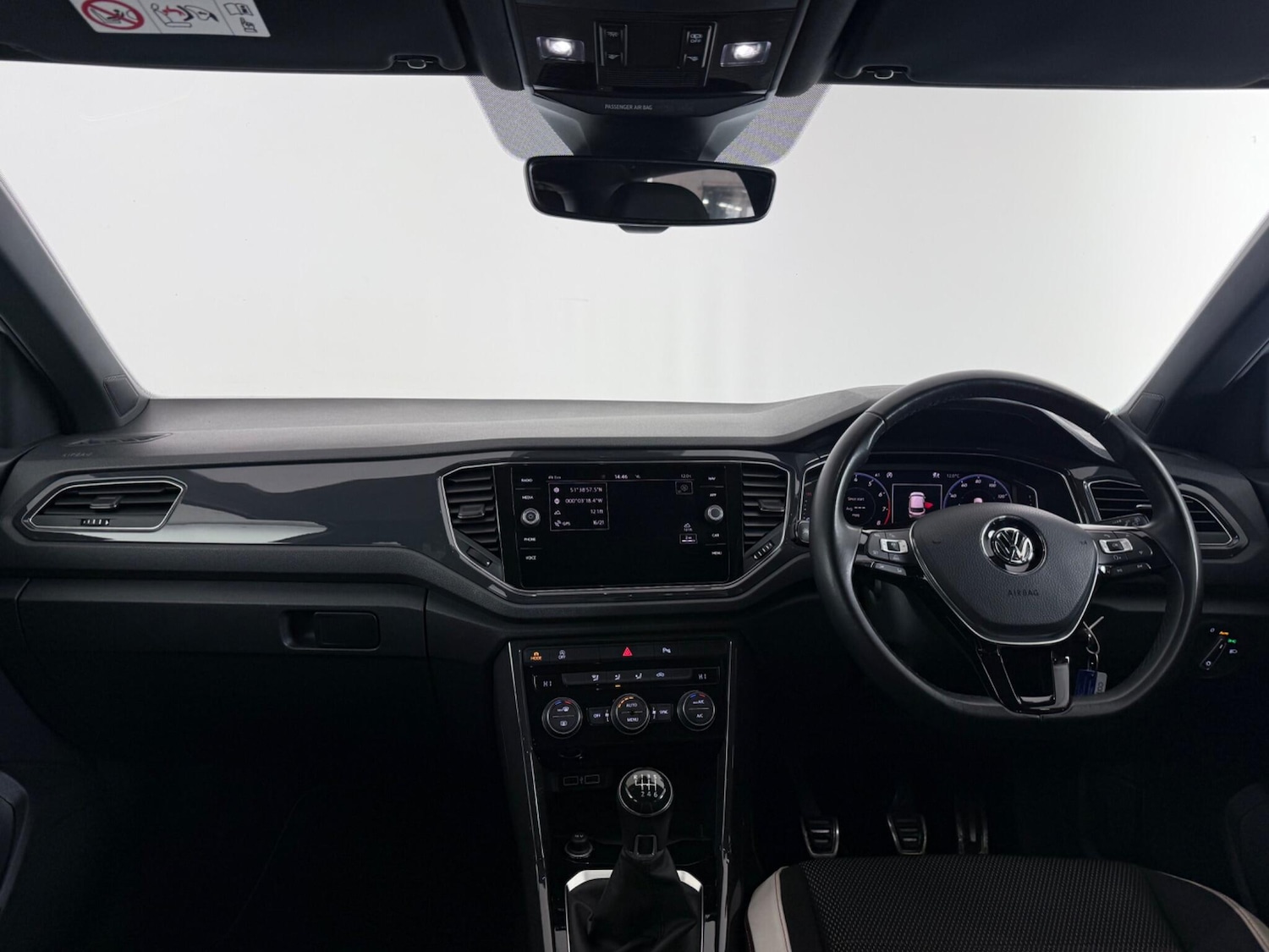 Used Volkswagen T-Roc 2018 for sale - 77412507: Photo 16